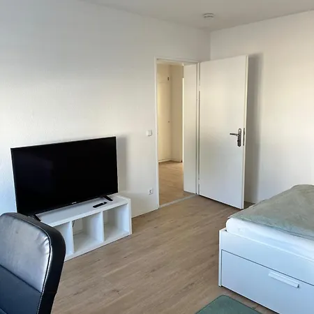 Apartament Moebliertes 2-zimmer In - Living Sindelfingen